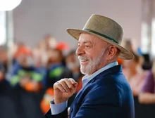 Real Time: Lula lidera contra todos os adversários no 1º turno