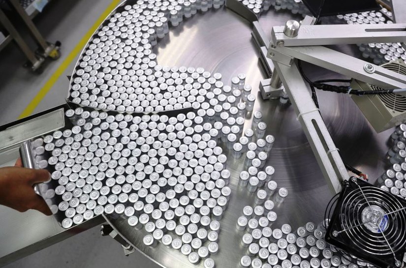 Butantan recebe ingrediente para 20 milhões de doses de vacina