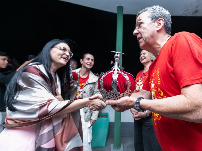 Prefeitura de Cuiabá recebe festeiros da Festa do Senhor Divino Espírito Santo