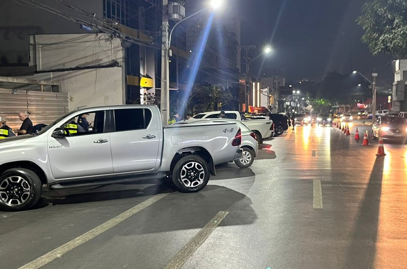 Operação prende 17 condutores embriagados na avenida Isaac Póvoas