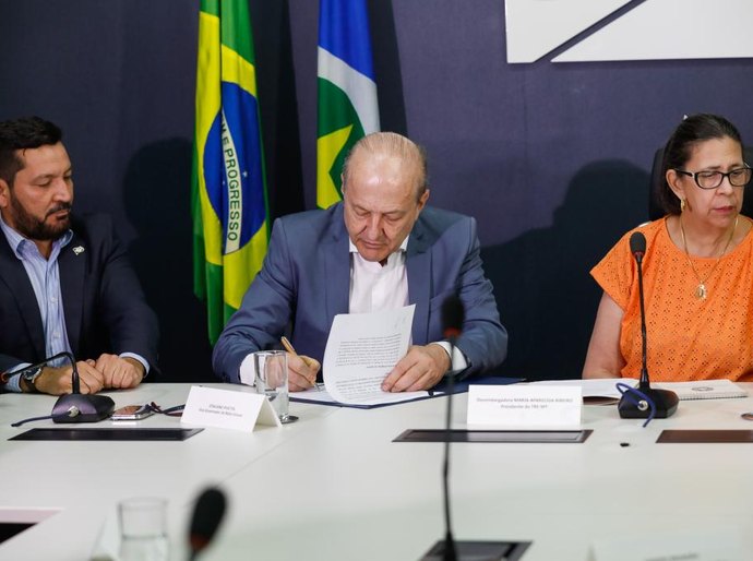 Parceria entre Governo e TRE facilitará acesso a serviços pelo Portal Único do Estado e MT Cidadão