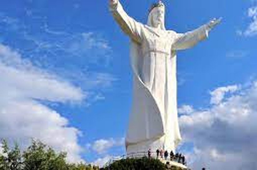 Conheça estátuas de Cristo ao redor do mundo maiores que o Redentor no Rio