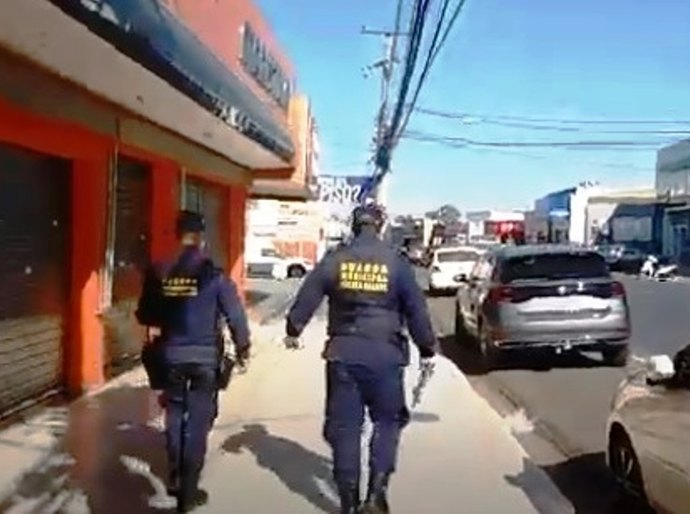 Veja Fotos e Vídeos: Guarda Municipal de VG inicia fiscalização nos comércios abertos irregularmente na quarentena