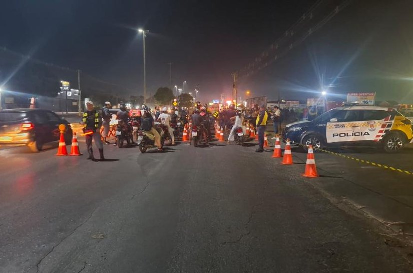 Duas pessoas são presas e mais de 60 motocicletas foram removidas durante Operação Lei Seca