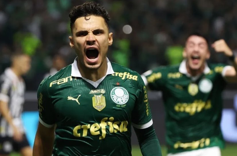 Palmeiras bate o Santos, reverte mais uma final e é tricampeão paulista