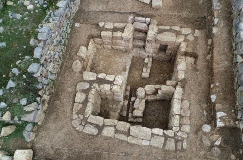 Banheiro de 500 anos do Império Inca é encontrado no Peru