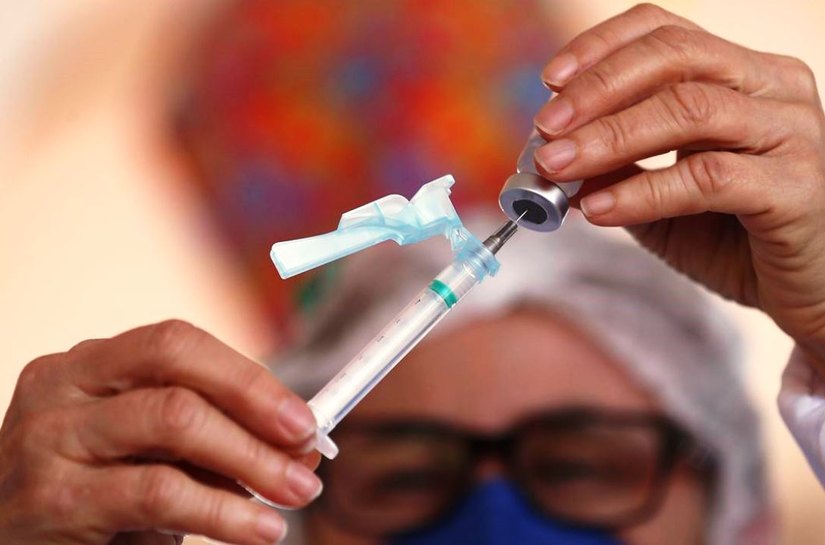 Brasil registra 19,68 milhões de casos de covid-19 e 549,92 mil mortes