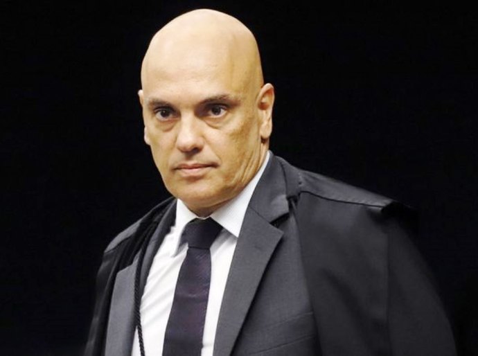 Por que Alexandre de Moraes virou a 'bola da vez' dos ataques de Bolsonaro