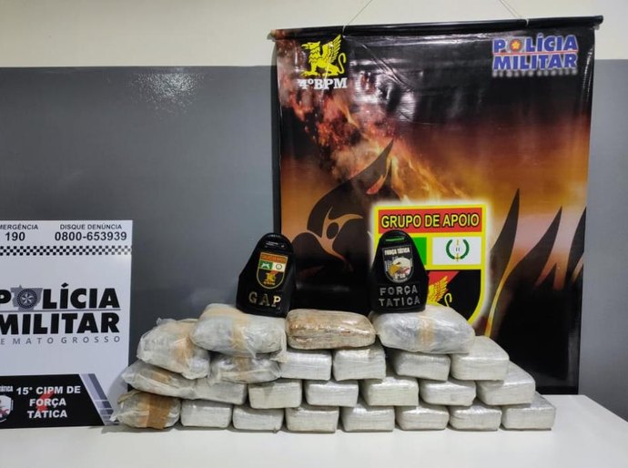 Polícia Militar prende homem com 40 quilos de maconha em Várzea Grande