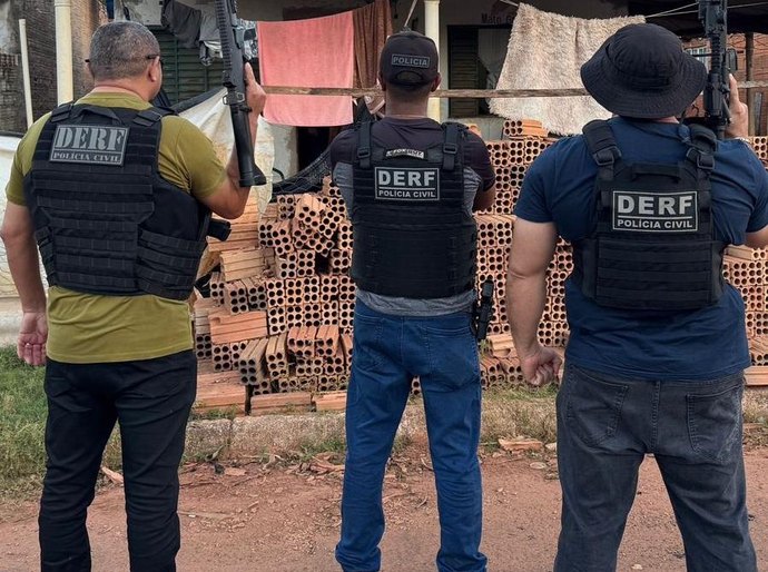 Polícia Civil cumpre mandados contra faccionados que comandavam crimes no Xingu a partir de Cuiabá