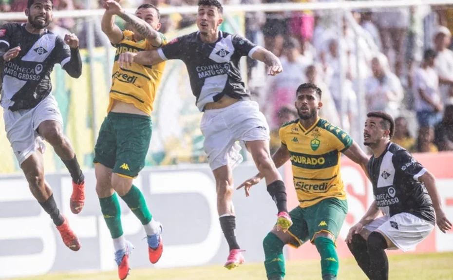 Com polêmica no fim, Mixto e Cuiabá ficam no 0 a 0 no Dutrinha