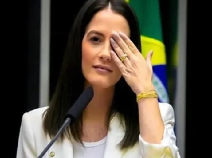 Morre a deputada federal Amália Barros, vice-presidente do PL mulher, aos 39
