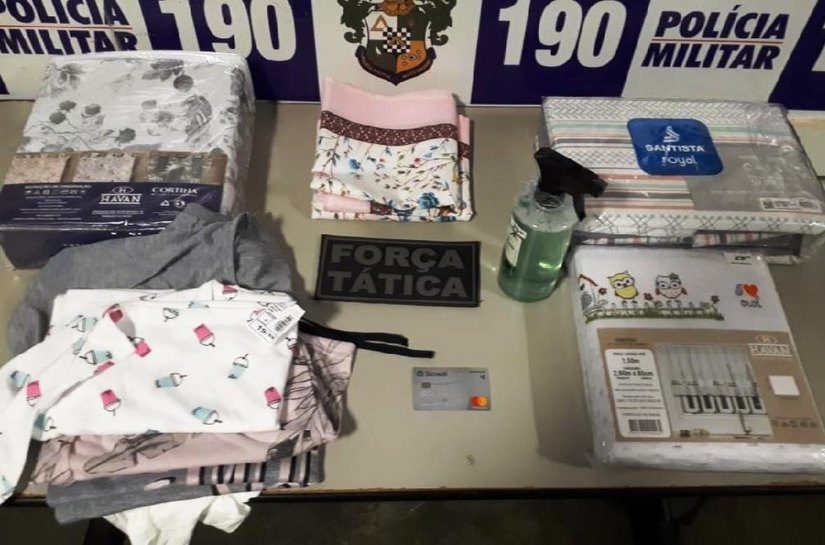 Empregada doméstica é presa em flagrante pela PM fazendo compras com cartão de crédito da patroa