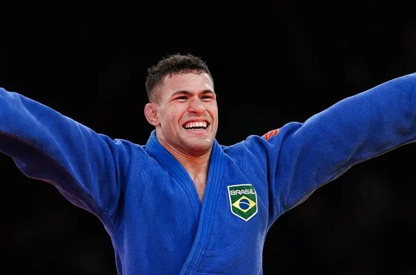 Willian Lima conquista prata no judô, a 1ª medalha do Brasil em Paris