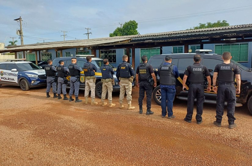 Operação Rota do Sertão desarticula organização criminosa que transportava droga e madeira ilegal em veículos clonados