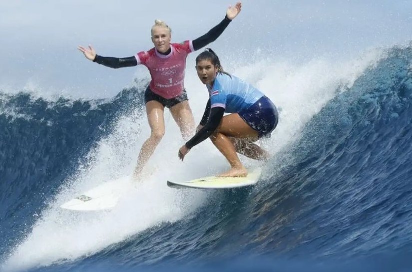 Brasil na final do surfe! Tatiana Weston-Webb vence Brisa e avança na Olimpíada