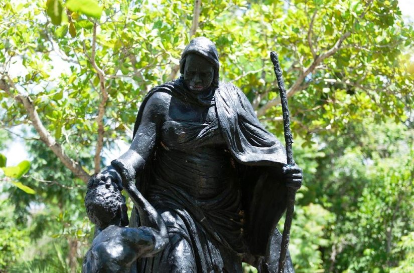 Projeto de audioguia descreve monumentos históricos de Cuiabá para pessoas com deficiência visual