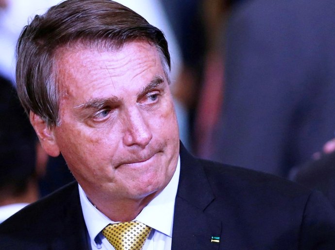 TSE pede ao STF que Bolsonaro seja investigado por disseminação de fake news contra urnas