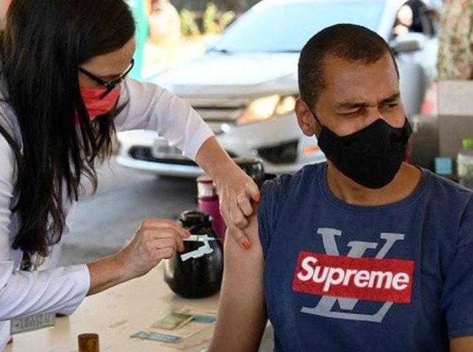 Covid: 5 números que refletem avanço da vacinação no Brasil