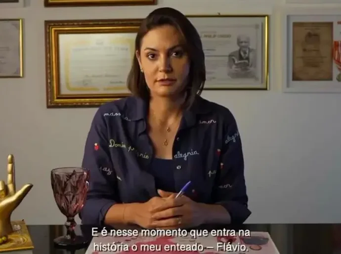 Michelle abre guerra nas redes contra Flávio Bolsonaro e tenta influenciar decisão do PL no Ceará: 'Me tratam como idiota'
