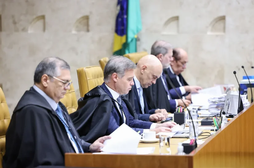Guerra de despachos no STF teve ao menos 44 movimentações em duas semanas