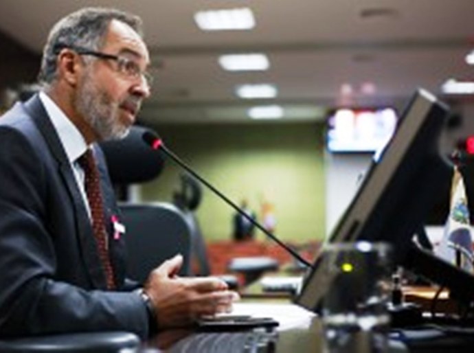 Decisão cautelar do TCE/MT suspende pagamento da RGA a servidores da Câmara de Cuiabá