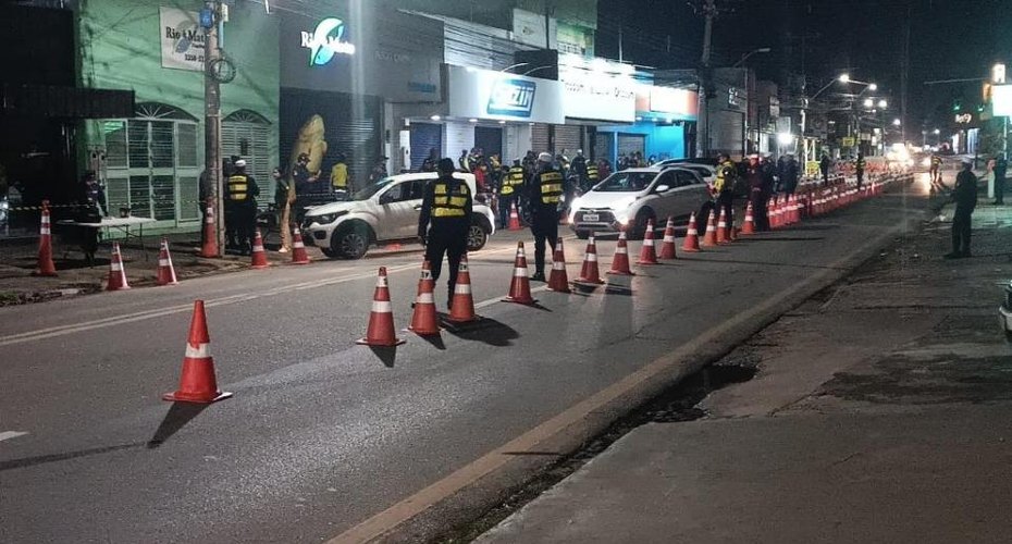 Operação Lei Seca intensifica fiscalização e encaminha oito pessoas à delegacia