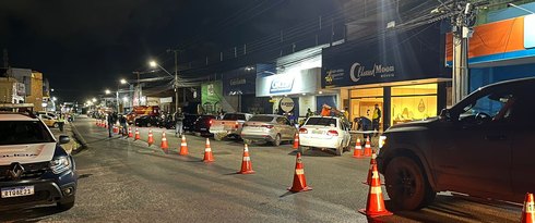 Operação Lei Seca na Avenida Isaac Póvoas, em Cuiabá, termina com 12 prisões por embriaguez