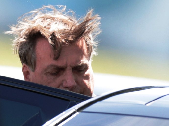 Militares orientam Bolsonaro a buscar agenda positiva