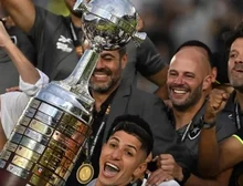 Botafogo vence o Atlético-MG e é campeão da Libertadores pela primeira vez