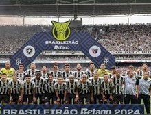 Botafogo vence o São Paulo e é campeão brasileiro depois de 29 anos