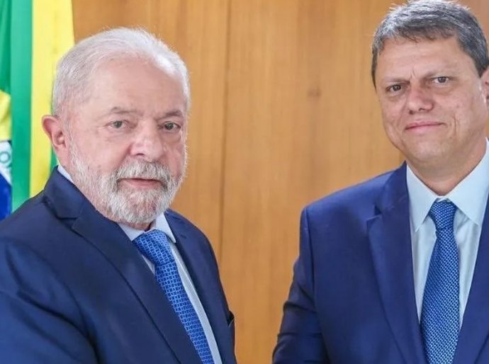 Lula e Tarcísio se encontram pela segunda vez em uma semana