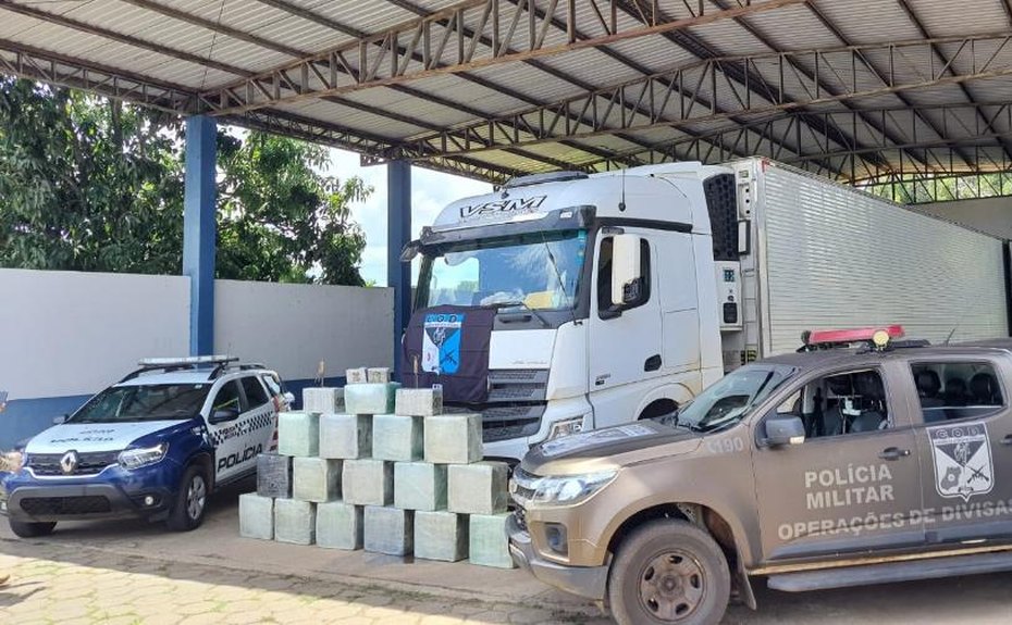Ação integrada da Polícia Militar de MT e GO apreende 500 quilos de cocaína escondido em caminhão frigorífico