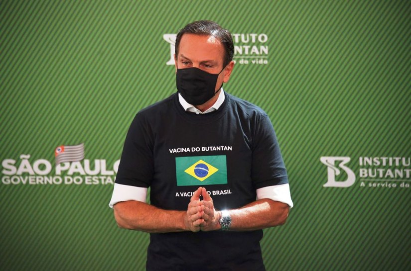 Após marketing com início da vacinação, Doria amplia quarentena com atraso para barrar covid-19 em SP