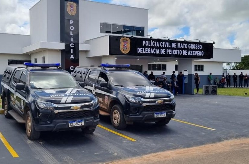 Polícia Civil prende filho que perseguiu a mãe com pau após ela se negar a fazer seu almoço