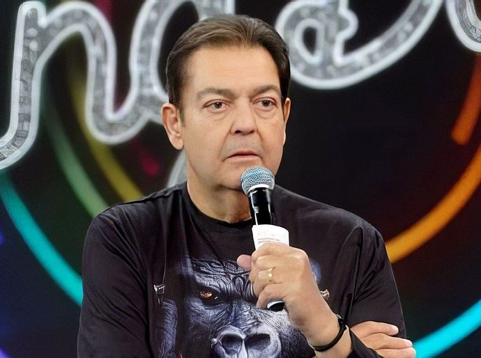 Faustão passa por transplante cardíaco; procedimento foi realizado 'com sucesso', diz hospital