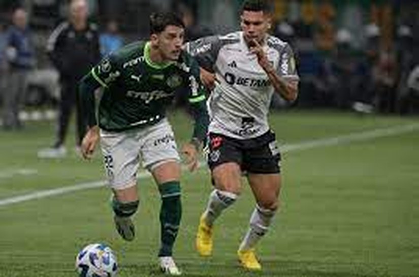 Palmeiras controla, empata com Atlético-MG e vai às quartas da Libertadores