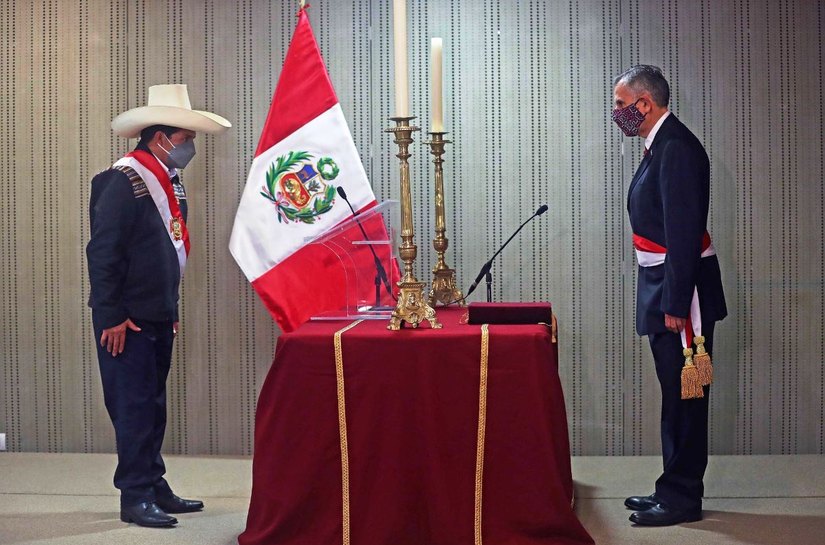 As 30 horas em que o Governo de Castillo balançou