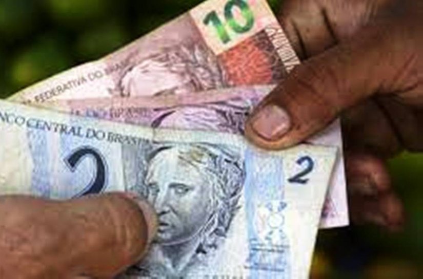 Os motivos que levaram inflação de março a ser a maior em quase 3 décadas e como isso afeta o consumidor
