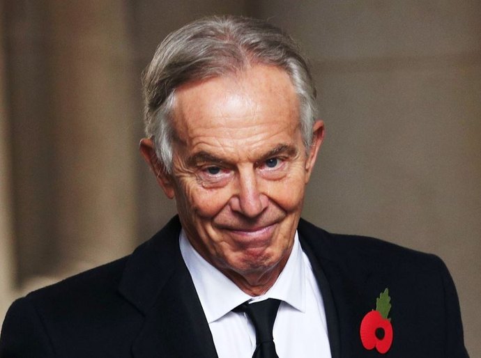 Tony Blair: “Se o Reino Unido continuasse na UE, não abriria mão do controle sobre as vacinas”