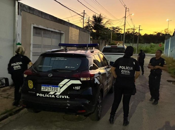 Polícia Civil cumpre 98 ordens judiciais e desarticula esquema de distribuição de drogas na região metropolitana de Cuiabá