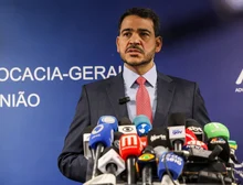 Reunião de Messias com frente evangélica enfrenta resistência, afirma Viana