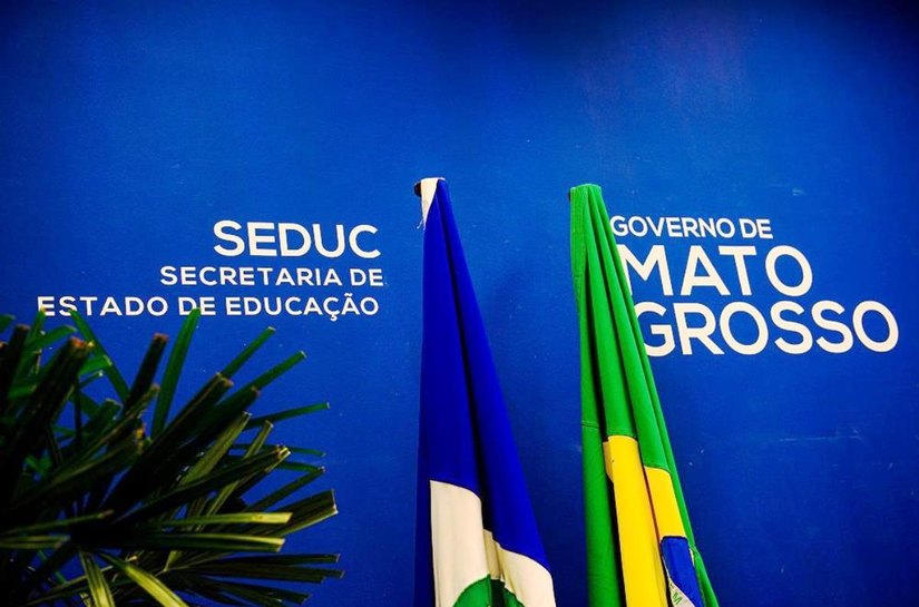 Novo calendário escolar prevê retorno às aulas presenciais em 1º de fevereiro de 2021
