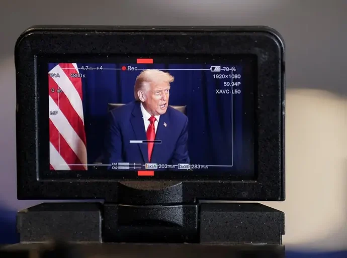 'Caça às bruxas': o histórico de ataques e críticas de Trump ao Judiciário de outros países