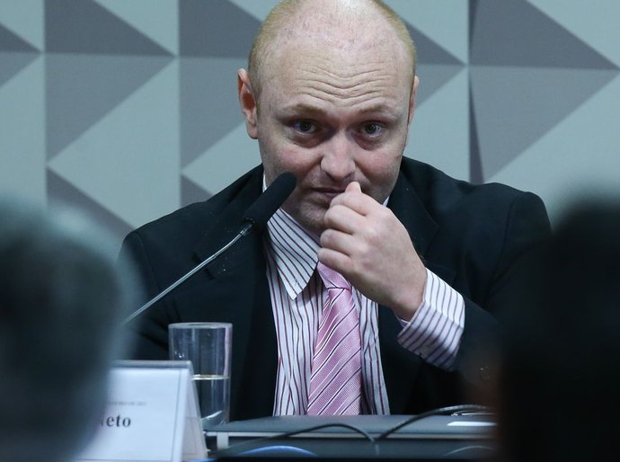 Justiça do DF condena hacker Walter Delgatti a 20 anos de prisão pela Vaza Jato