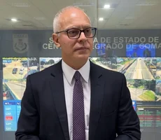 'Não há preocupação com investigação paralela', diz secretário de segurança