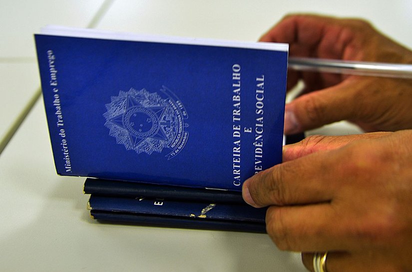 Brasil abre mais de 157 mil empregos formais em junho
