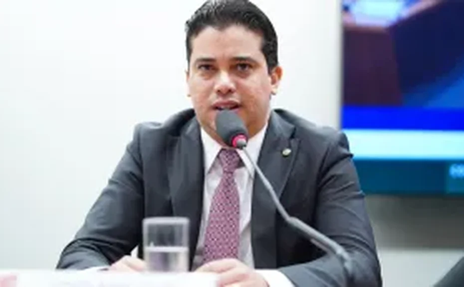Investigação aponta Júnior Mano como líder de esquema de desvios