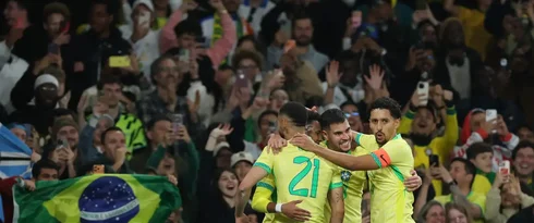 Brasil joga bem e derrota Senegal por 2 a 0 em amistoso em Londres