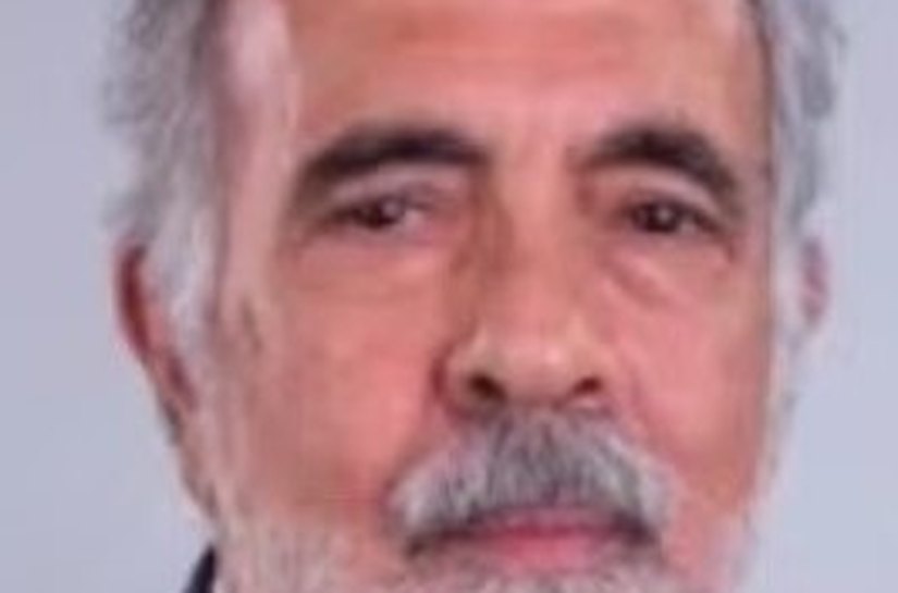 Professor aposentado de história da UFMT de 74 anos é encontrado boiando em piscina de condomínio em Cuiabá